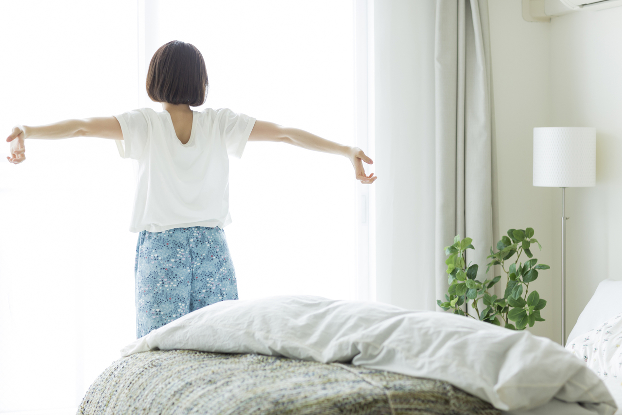 すがすがしい様子の女性